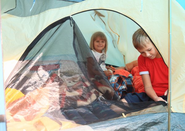 Où trouver un camping à Assérac avec une vue sur la mer ?