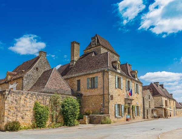 Explorer la Dordogne avec le camping dans la région